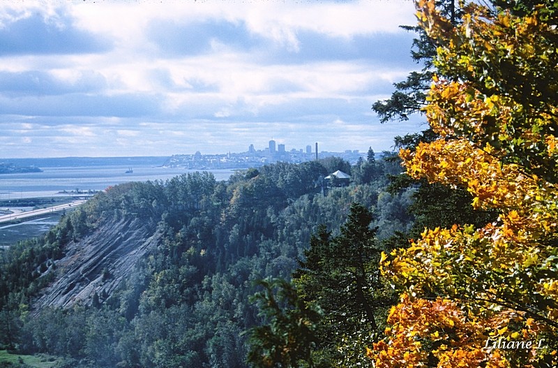 Québec au loin